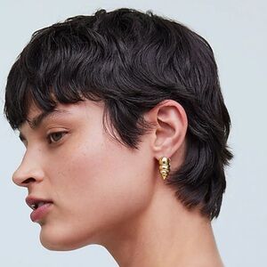 New without tags Madewell brass shell earrings